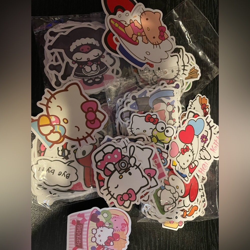 25 Hello Kitty And Friends Skateboard/water bottle Stickers